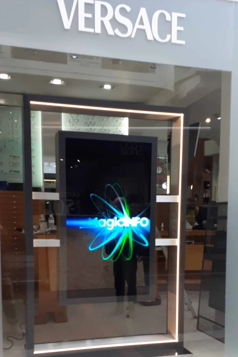 DIGITAL SIGNAGE BY SMARTIPS